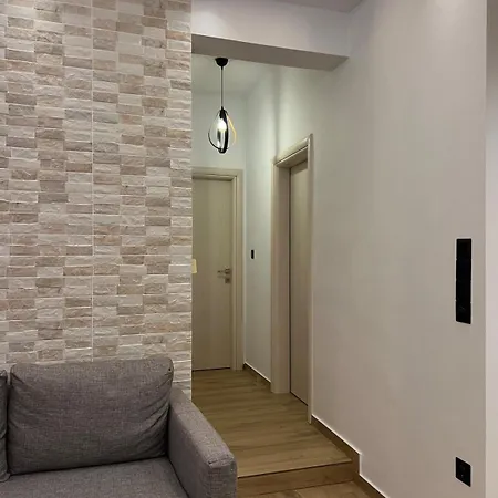 Via Basta Apartment *