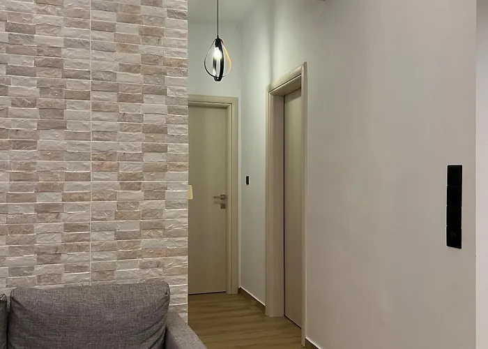Via Basta Apartment *