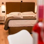 Apartman Via Basta Koróni