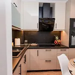 Apartman Via Basta Koróni