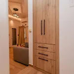 Apartman Via Basta Koróni