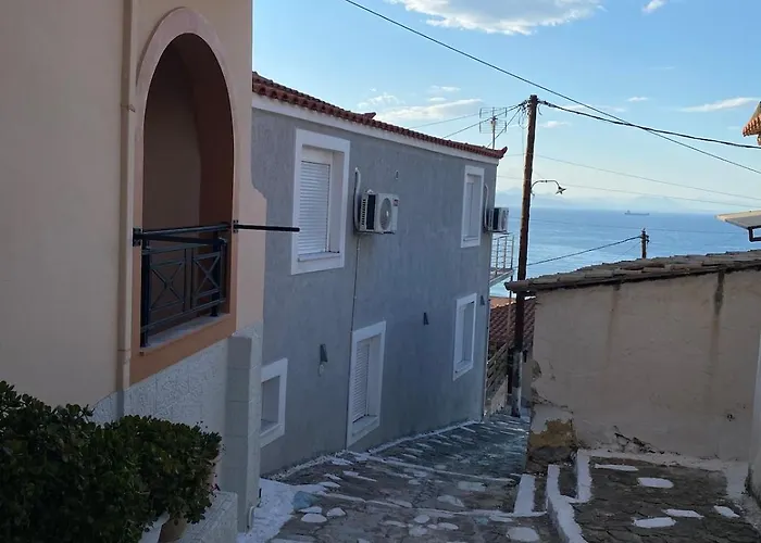 Lägenhet Via Basta Koróni